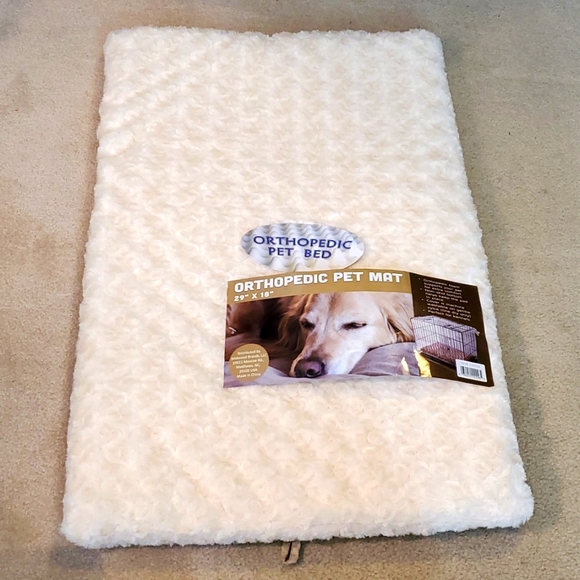 Midwood Brands Other - Orthopedic Pet Mat Creme Pet Bedding NWT